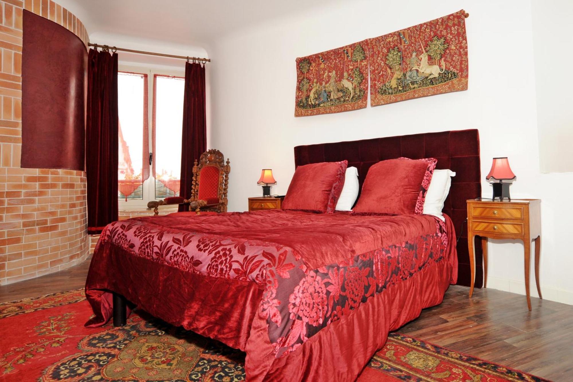 סולי-סיר-לואר Hotel La Tour מראה חיצוני תמונה